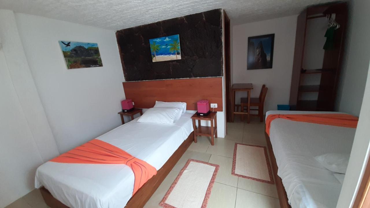 Hostal Tero Real Puerto Villamil Exterior photo